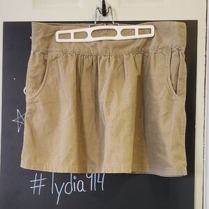 Casual Tan Skirt with Pockets